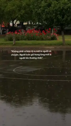 “Không phải cứ bộc lộ ra mới là người có chuyện. Người luôn giữ trong lòng mới là người tổn thương nhất.” #tamtrang #trichdan #tinhyeu #lovestory #fyp #xuhuong 