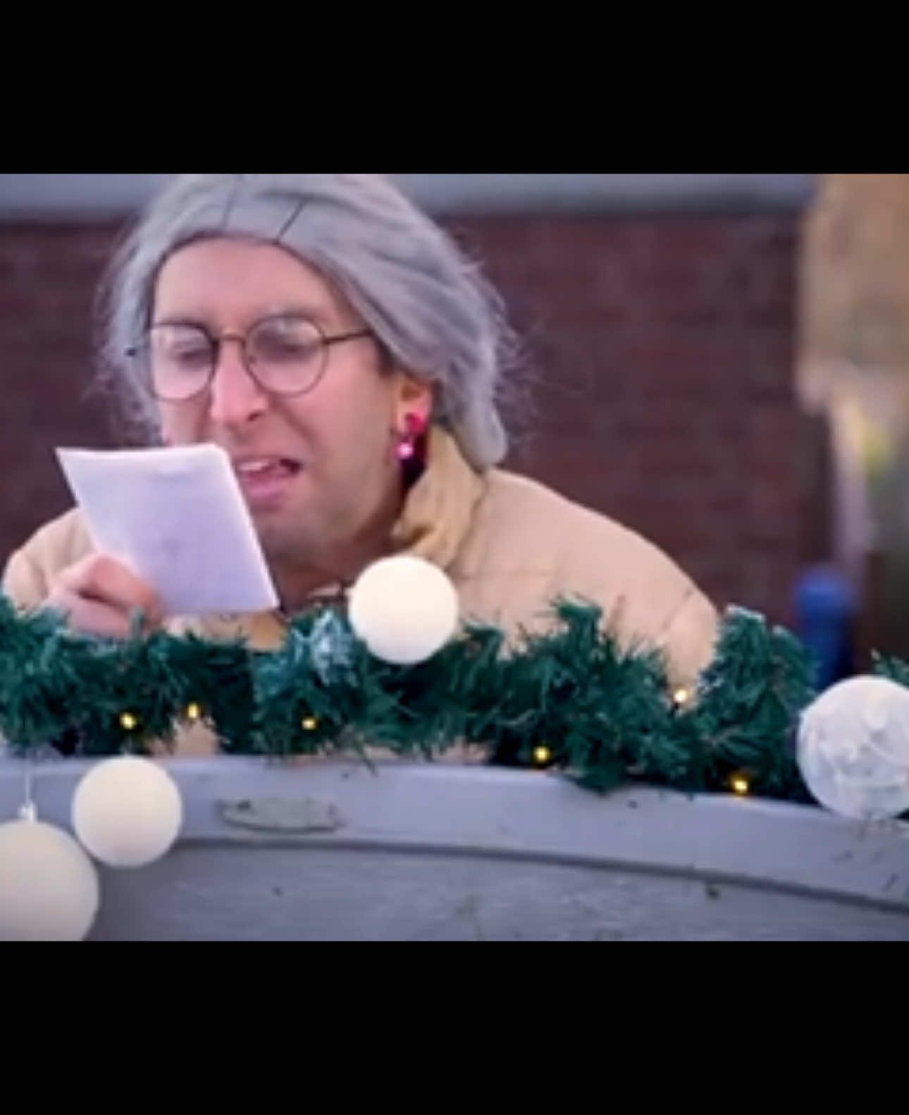 #freshtorge #helga #marianne #weihnachten #christmas #xmas #weihnachtsgruß #lustig #comedy 