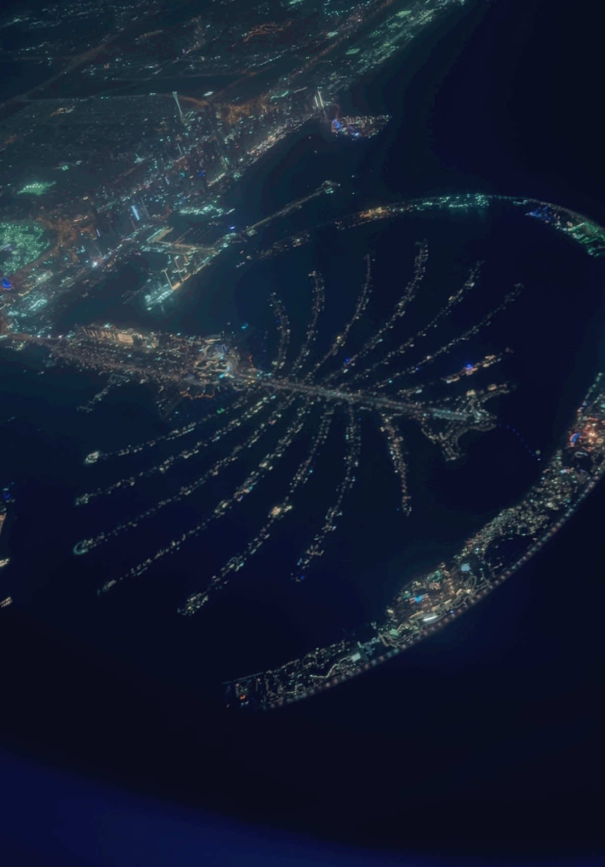 Palm Jumeirah view from plane  #plamjumeraih #palmjumeirah #palmjumeirahdubai #jumeirah #dubai #palm #plane #travel 