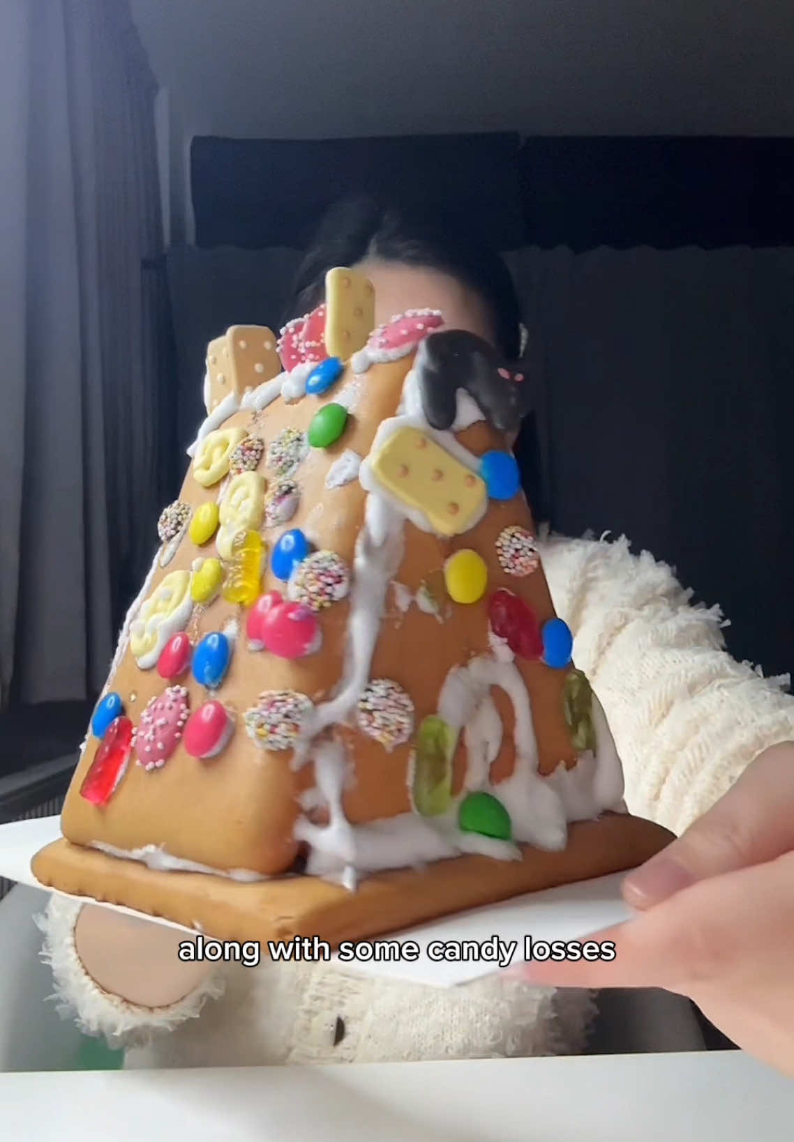 Let’s make a gingerbread house with us 🎄🍪🎁