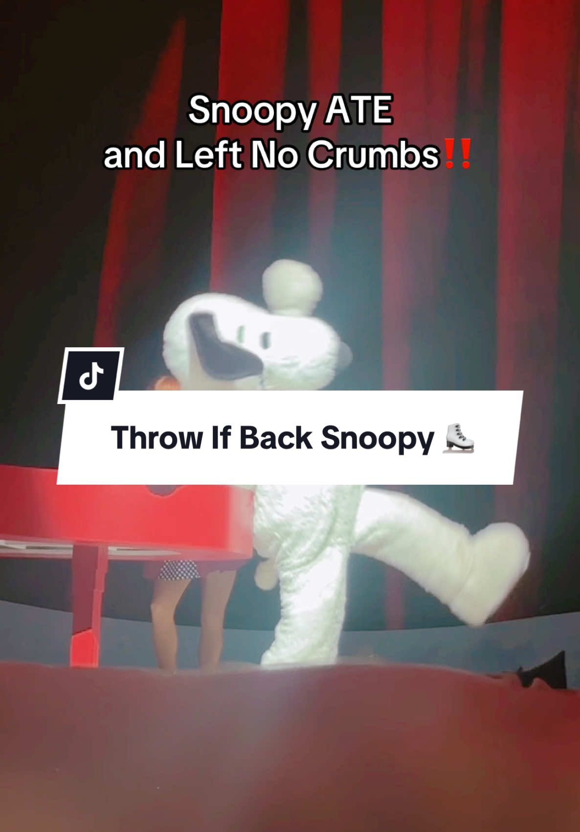 Want more Snoopy on ⛸️ vids? #snoopy #knottsberryfarm #knottsmerryfarm #snoopyonice 