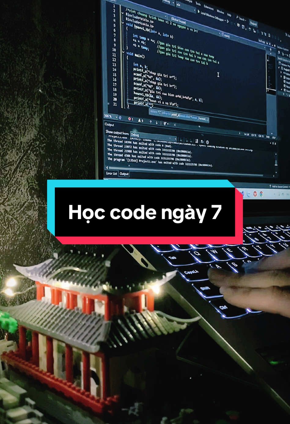 Ngày 7: “giải bài tập lập trình 👨‍💻”#sinhvienit #100daycode #xuhuong #laptrinhvien #code #thanhcong 