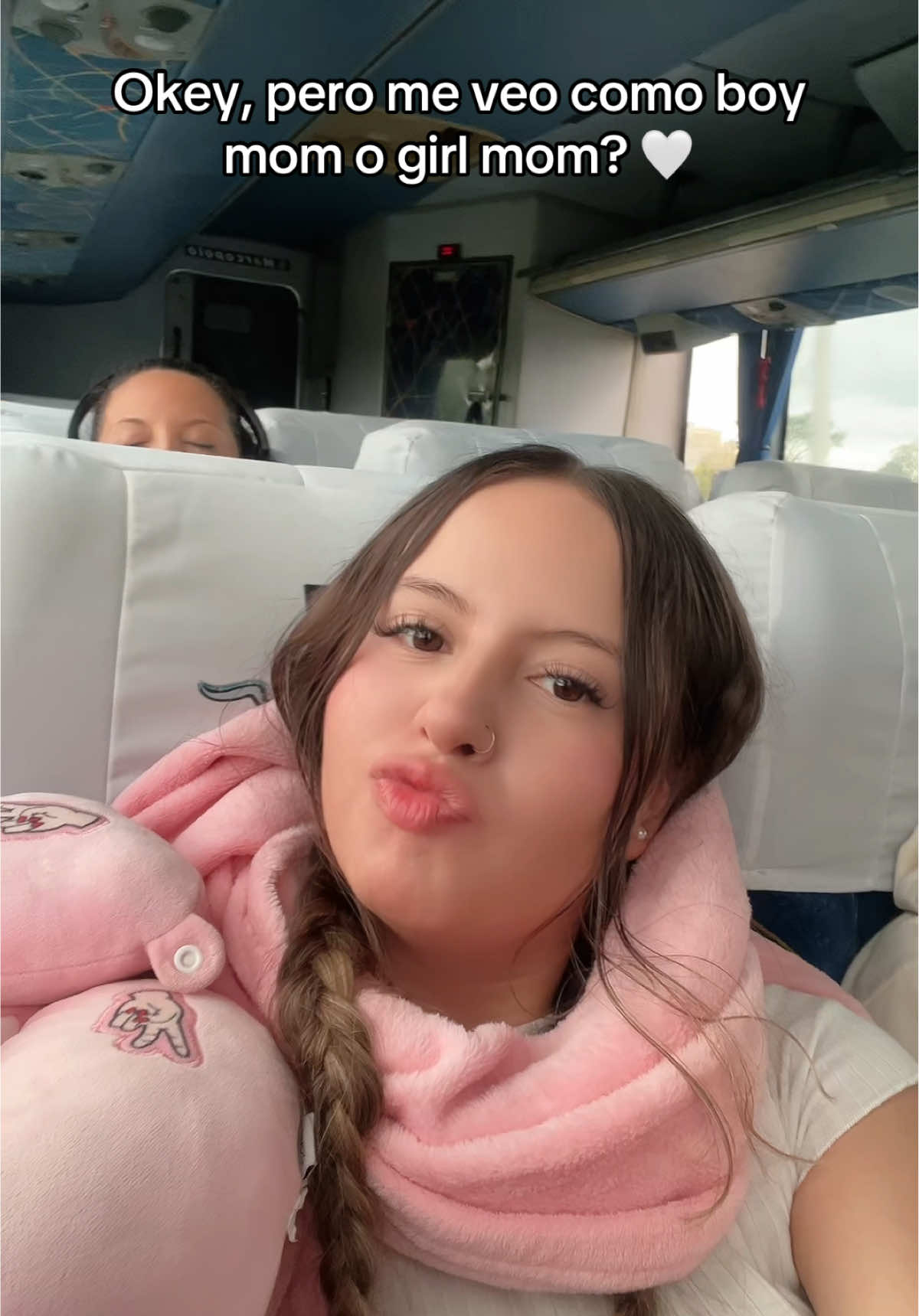 Como me veo 💙 o 🩷? Seguire al comentario con 0 likes 🥹 