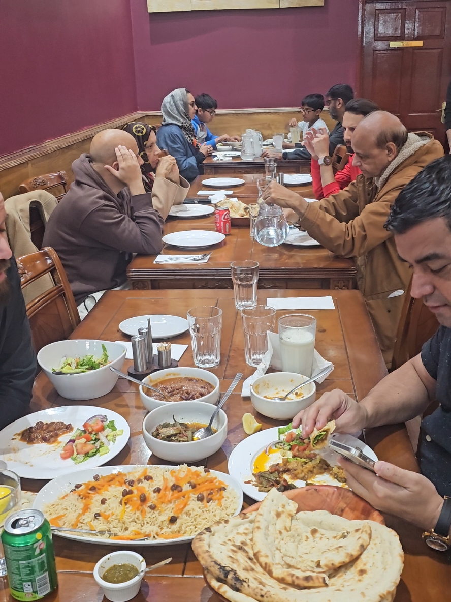 Dam me kyi oba yara! 🥹💔👈 #FoodLover #friends #پښتون_تاجیک_هزاره_ازبک_زنده_باد🇦🇫 #تاجیک_هزاره_ازبک_پشتون_ترکمن🇦🇫 #afghanistan🇦🇫 #tiktokpakistan #fyp #viralvideos #foryou 
