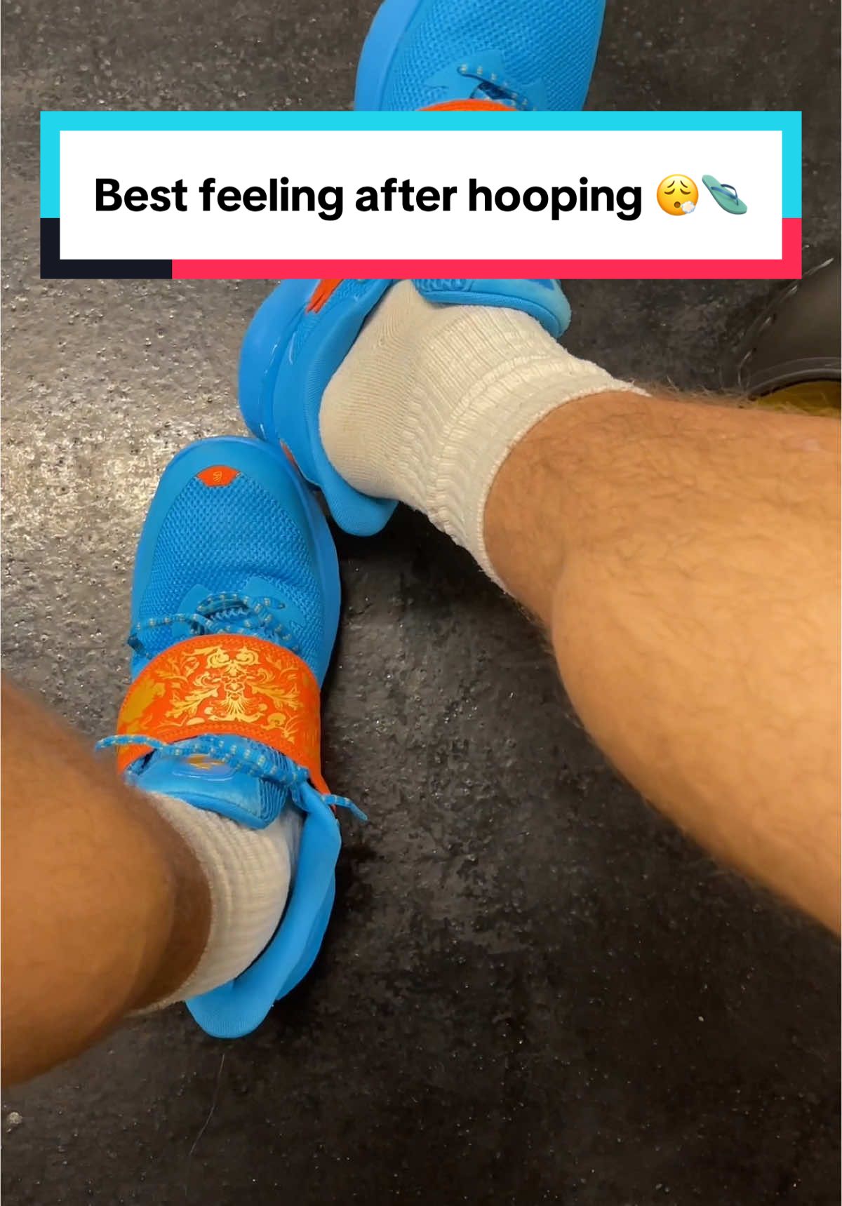 Is there a better feeling after hooping 😮‍💨 @VKTRY Gear  #basketballshoes #vktryinsoles #vktryclog #slides #vktrypartner #ad 