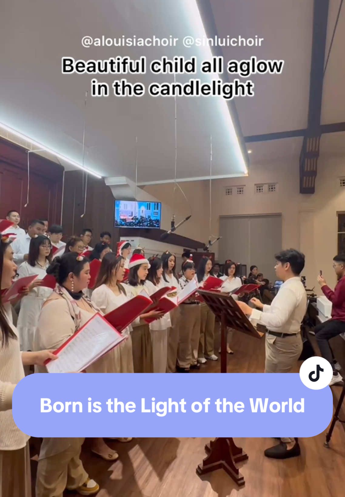 A song that reminds us of hope, joy, and the beauty of new beginnings.  Let your heart shine bright! 🌟🎶 Song : Born is the Light of the World #AlouisiaChoir #SinluiChoir #Christmas2023