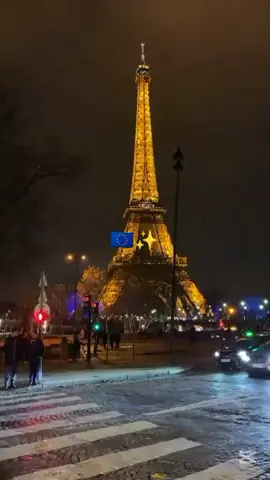 yahya wlidatt pari 😜🇪🇺 .  . .  .  .  .  .  #عشاق_الغربة_اين_انتم🇫🇷📍 #اسبانيا🇪🇸 #الغربة #وليدات_باري #باري #pari #استراليا🇦🇺 #نيوزيلندا #ستوكهولم🇸🇪sweden🍁🌱🌹 #ايطاليا🇮🇹 #dzpower #تهلاو_ولاد_بلادي🇩🇿💛👌 #فرنسا #نرويج🇳🇴 #ghorba🗼🇫🇷👻🇪🇺 #ghorba🗼🇫🇷👻🇪🇺🇪🇸 #oropa🇲🇫🙏 @🇪🇺lgнorвa/آلَغّ ـرَبّـة🇨🇵 #kanda 