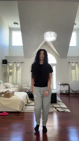 ALMOST christmas #dontletthisflop #christmas #viral #trend #dance #tripout 