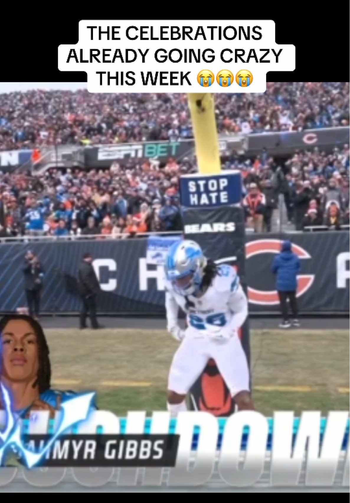 Nah he hit that mf 😂😂😂🔥🔥 #nfl #lions #gibbs @Detroit Lions 