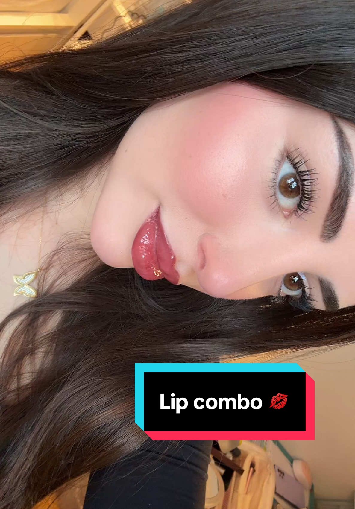 حبيتووو؟ 💋  #lipcombo #lipcombotutorial #lipgloss #makeup #تتوريال #makeuptutorial #ميكب 