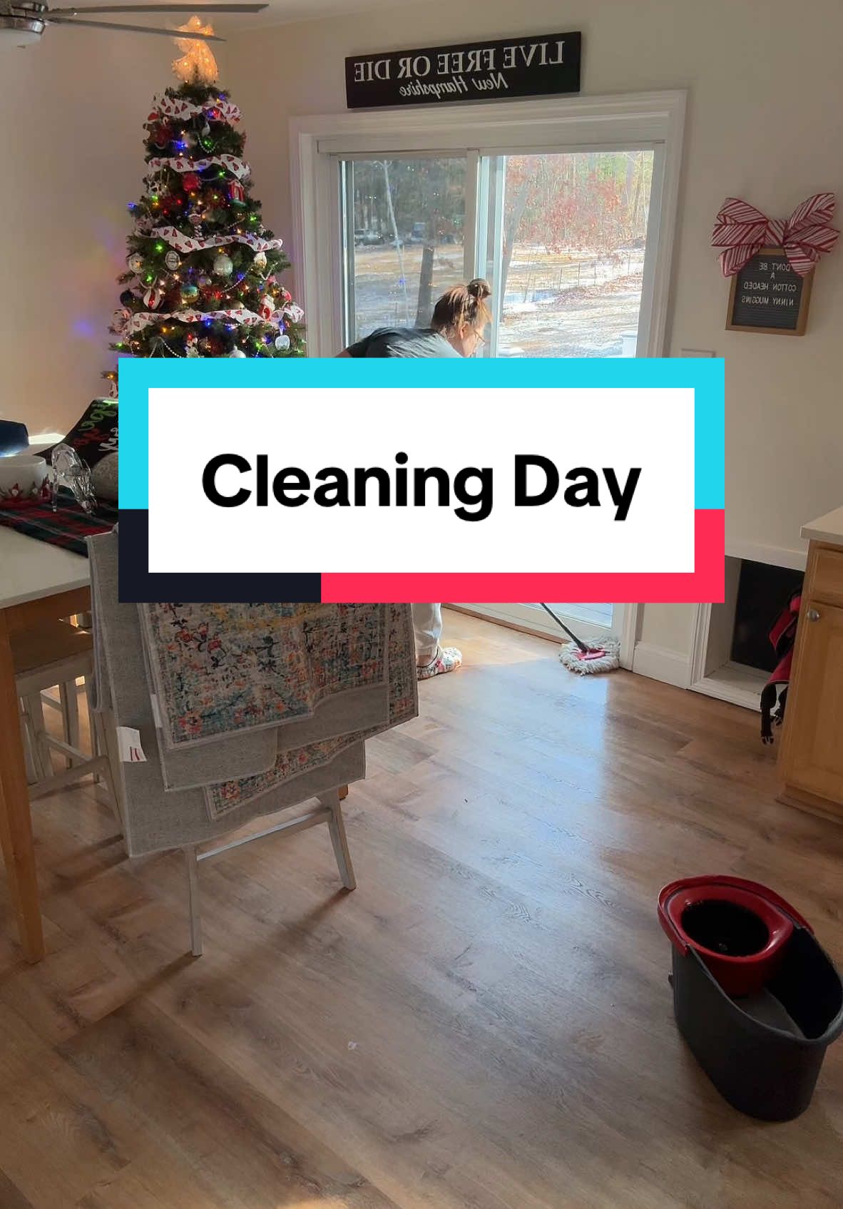 I wish it was as quick as this! 🧹 #cleaningtiktok #cleaningday #saturday #CleanTok #mop #ocedarmop #deepclean #holidays #cleanwithme #homedecor #newhampshirecheck #homedecor 