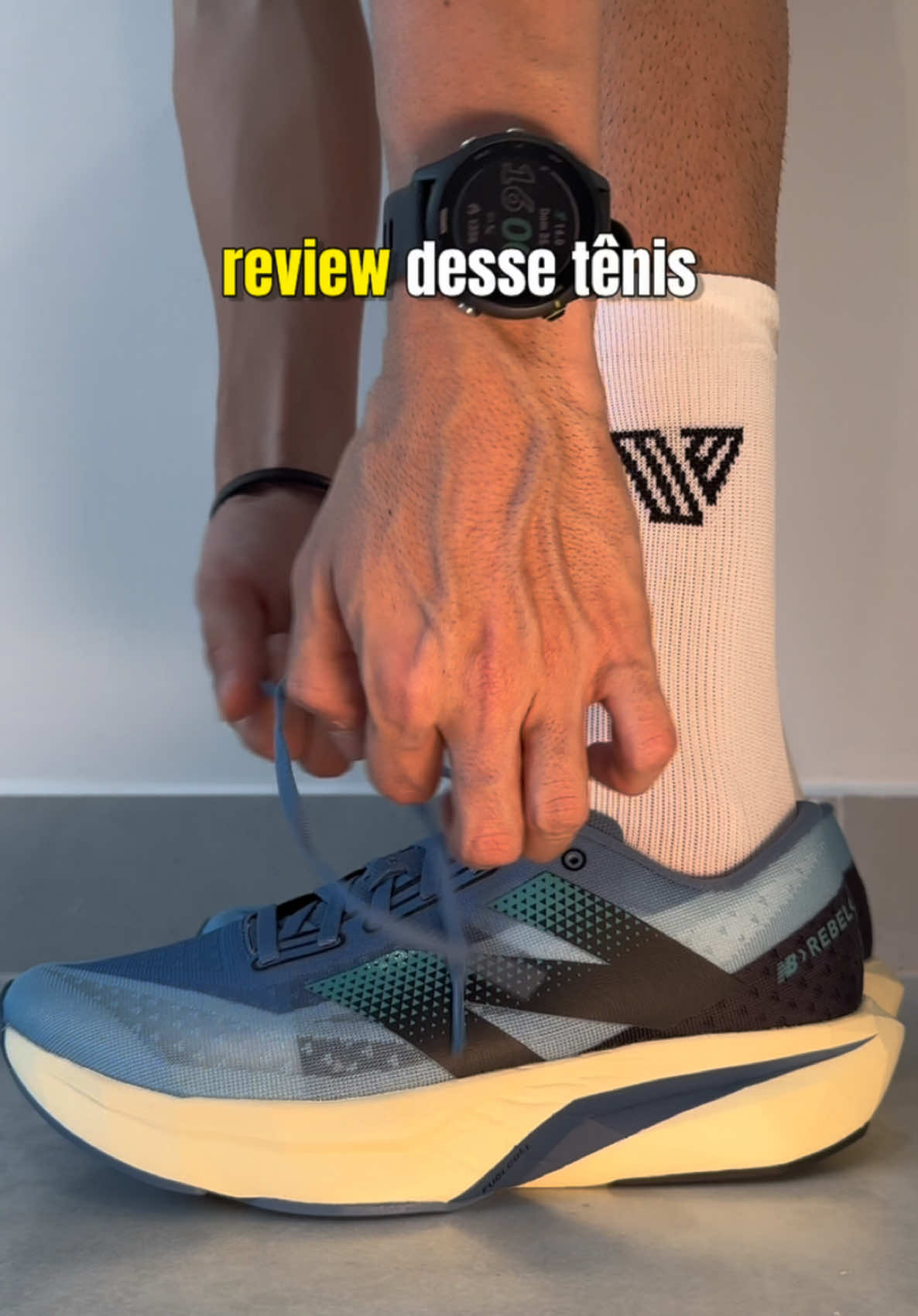 10% OFF cupom “GRILLO” - Link na minha bio 🔥 O melhor tênis sem placa de carbono que já usei! Review do New Balance Rebel V4 🔥 #corridaderua #Running #tenisdecorrida 