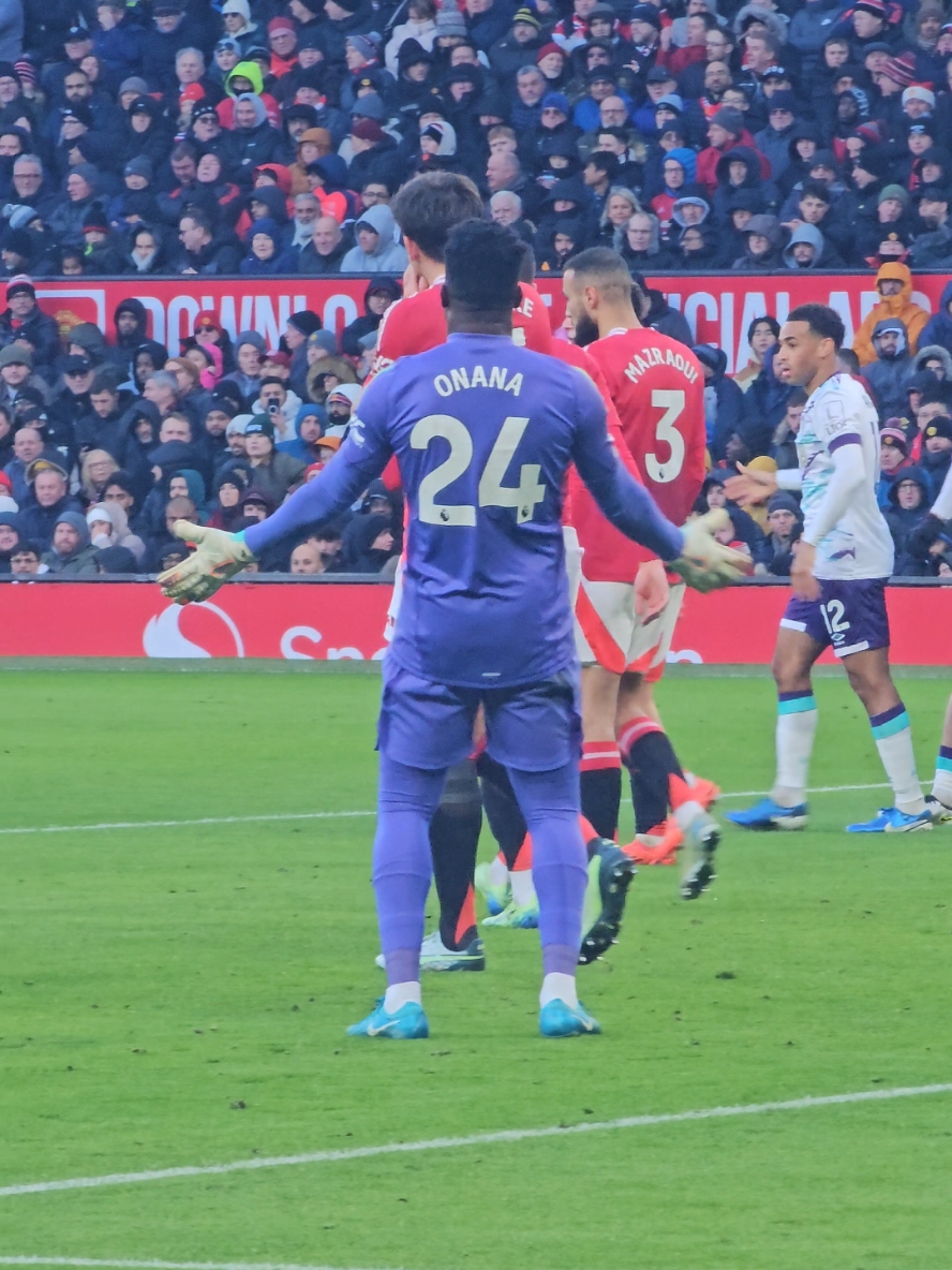 Onana's reaction says it all!! Bournemouth first goal #mufc #unitedontiktok #onana #munbou #manchesterunited #joshuazirkzee 