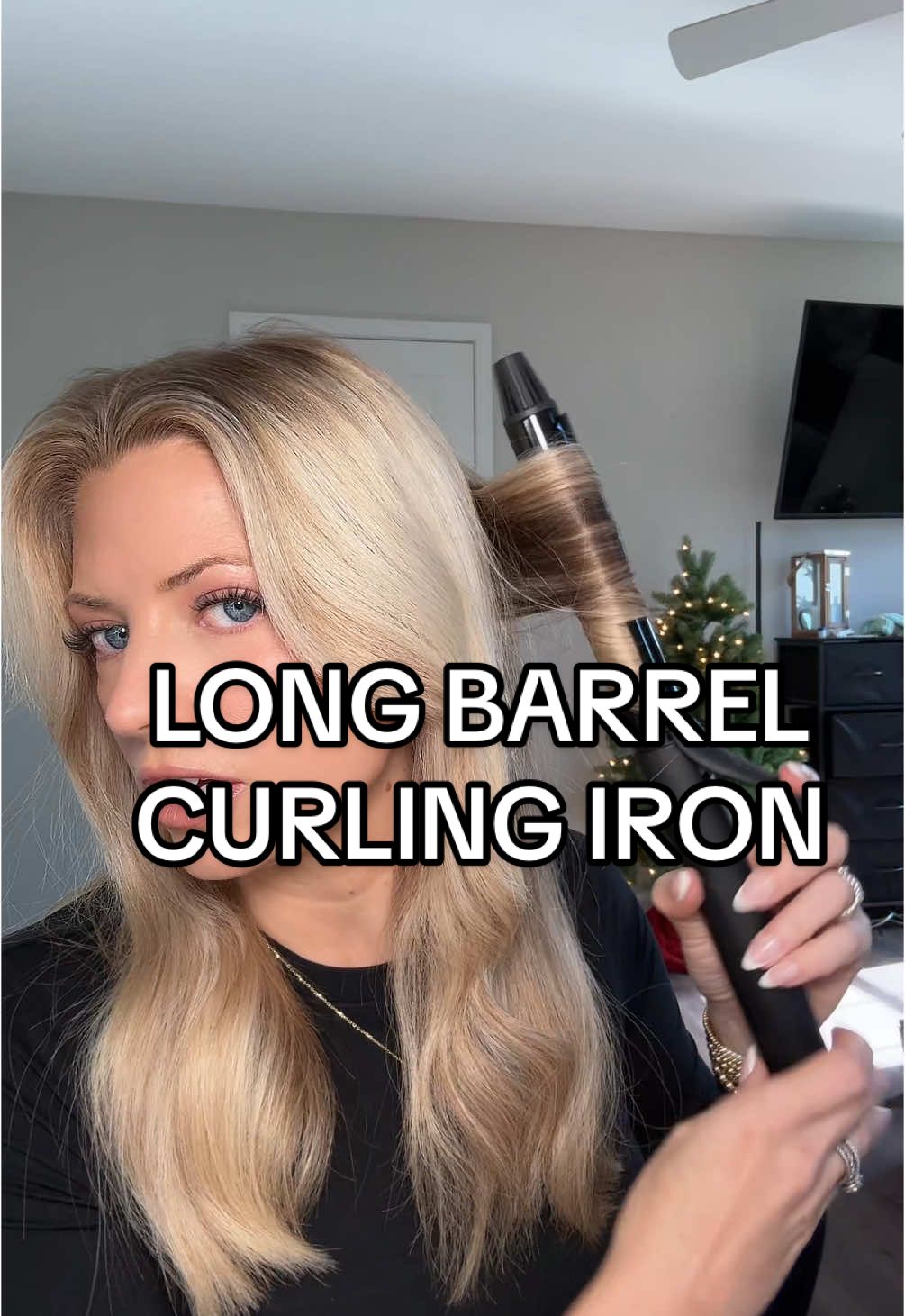 I think I just figured out how to use a clamp curling iron #curlingiron #hair #hairtok #blondehair #hairstyle #hairtutorial #quickhairstyle #tiktokshopholidayhaul #tiktokshopyearendsale #newyearnewaura 