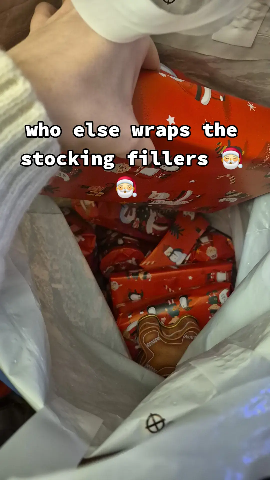 #present #Love #mumsoftiktok #christmastiktok #fyp #mumlife #kids #trending #christmas #happy #gifts #believe #santa 