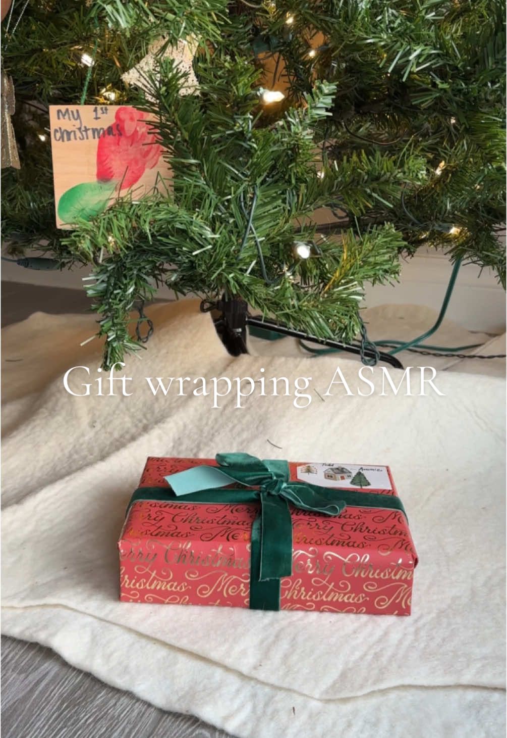 I LOVE wrapping gifts 🎁. One of my favorite parts of Christmas.  Fun fact: I used to work at @Papyrus from ages 15-18. That’s where I learned how to wrap gifts! Also not all wrapping papers are created equal lol.  #wrappinggifts #giftwrapping #giftwrap #christmasgifts #christmaswrapping #asmr #asmrsounds #fypage #asmrtiktoks #christmastiktok 