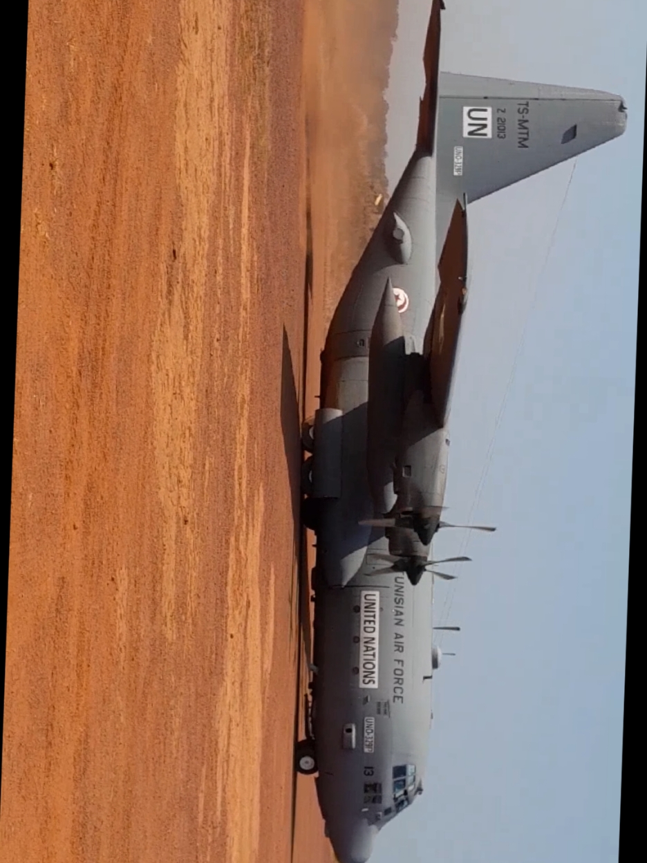 #aviation #aviationlovers #tunisian_air_forces #airforce  #tunisia🇹🇳 #bambari_central_africa🇨🇫🇳🇵 #تونسية🇹🇳🇹🇳#c-130#fyyyyyyyyyyyyyyyy 