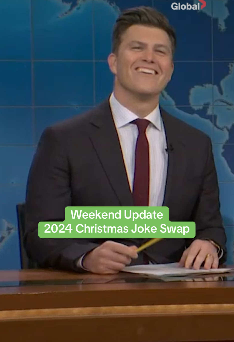 Not even #ScarlettJohansson was spared from #MichaelChe and #ColinJost's annual Christmas Joke Swap 😂 #SNL #SaturdayNightLive #SNLSketch 