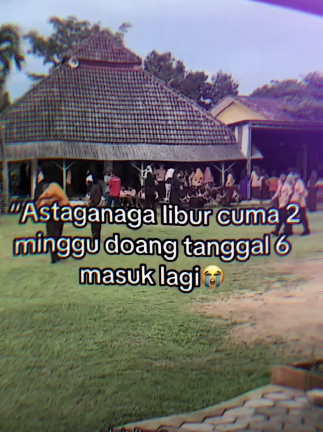 Siapa di sini mulai sekolah nya tanggal 6 Januari🗿📸 #libur2minggudoank #fypppppppppppppp #libur #preisekolahmaseh #fypp  #fyppmalamtahunbaru #2025 #goodbay2024🥹 