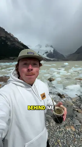 i woulf have never thought this would be in Argentina 🇦🇷 #fyp #tellme #traveltiktok #backpacking #argentina #glacier 