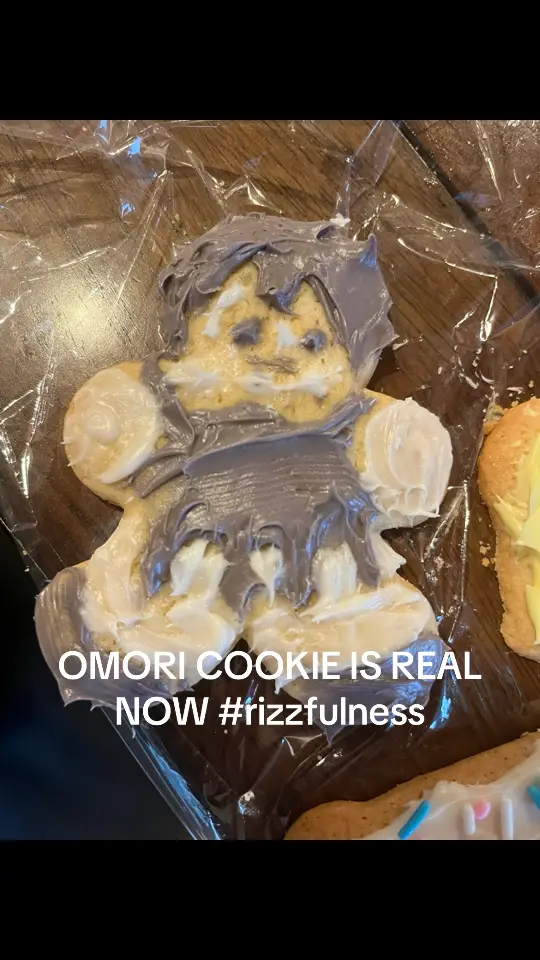 I CANT BREATHE HE LOOKS SO CURSED PLEASEEE #omo #omorigame #omori #christmas #cookie #cookierun #cookierunkingdom #cookierunovenbreak #rizz #fire #fyp @౨ৎ @kellllll 🔥🔥🔥 @BASIL @soot . ☆ 