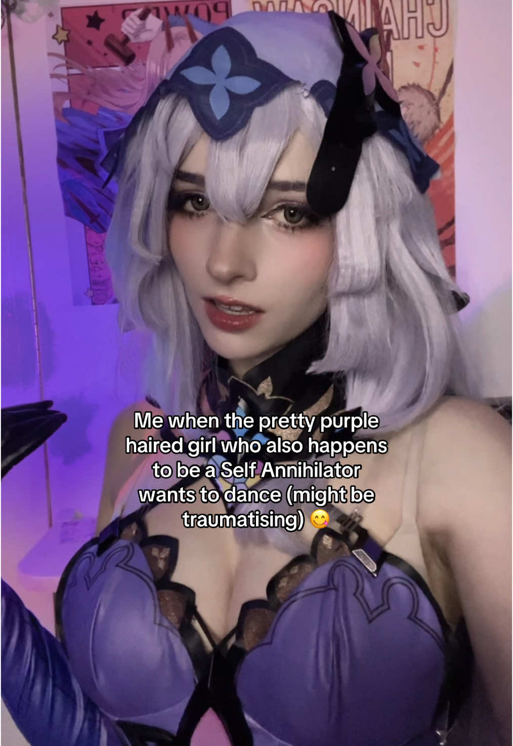 FREAKLIN IS CALLING Also please recommend me some cosplays running out of ideas…  @Ninα ☾ #cosplay #cosplayer #cosplaygirl #blackswan #hsr #blackswanhsr #honkai #blackswancosplay #fyp #HonkaiStarRail #shitpost #acheron #honkai 