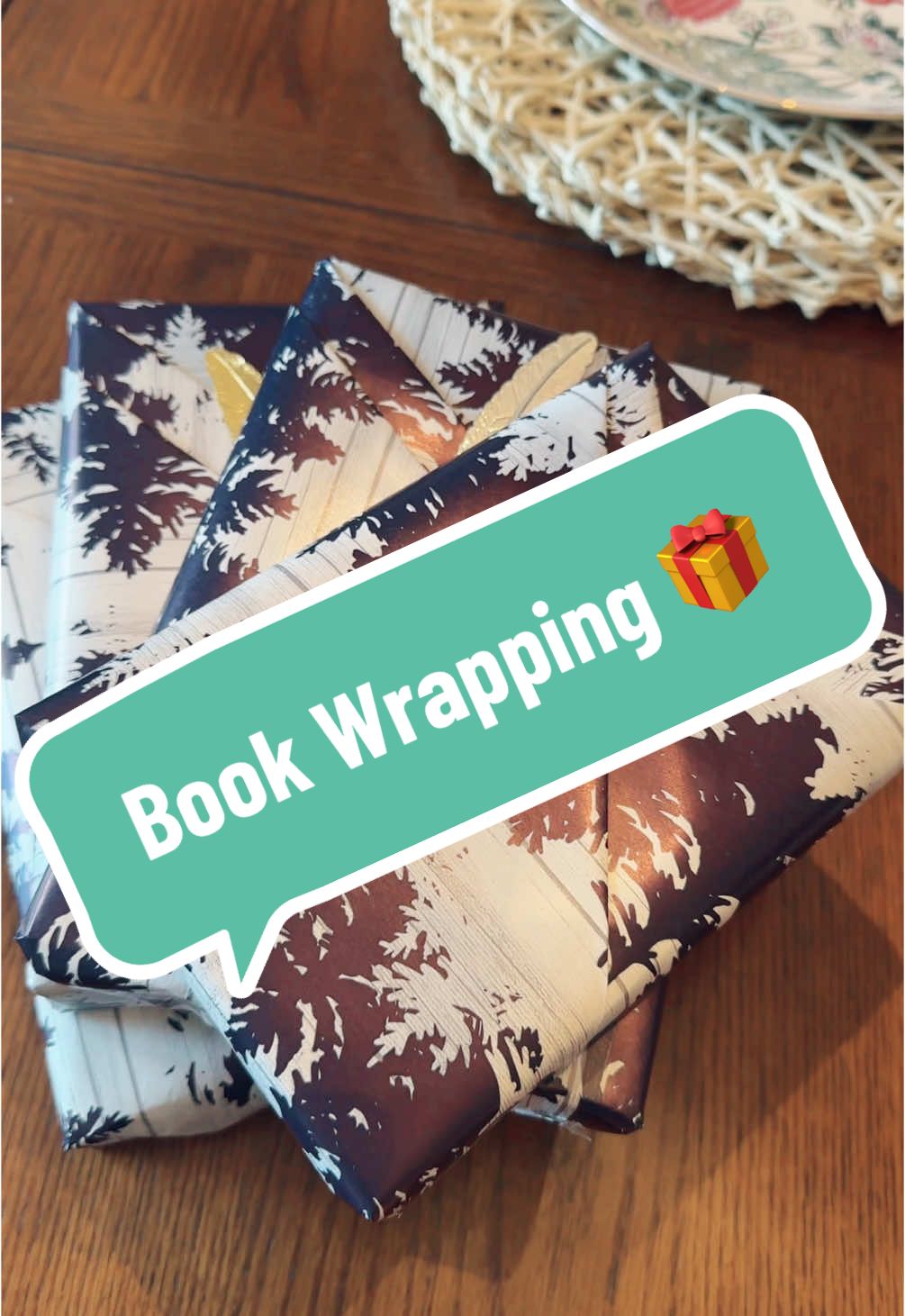 Book wrapping time 🥰 I love picking out books for friends and family! 🎁 Happy holidays everyone 💕 🎄 #BookTok #bookish #bookwrapping #bookgifts #bookgiftideas 