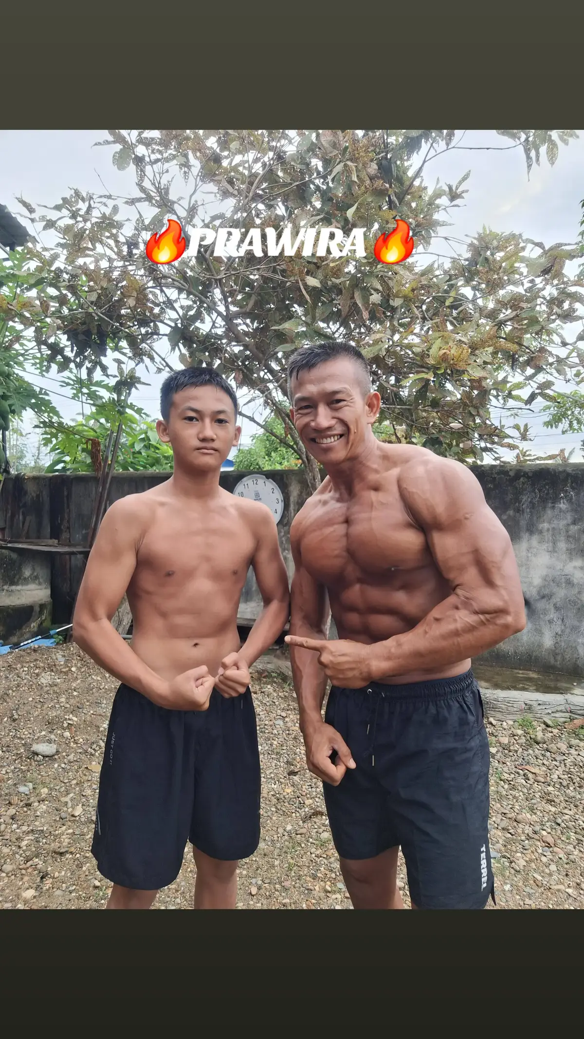 pesan ayah g banyak😎  *kesuksesan hanya mencari orang² yg siap* 😎ingat itu😎 BP gym bisa bisa bisa🔥