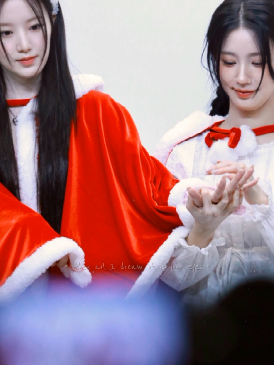 those eyes🥺 #miyeon #shuhua #mishu #tj #gidle #wlw #xyzbca 