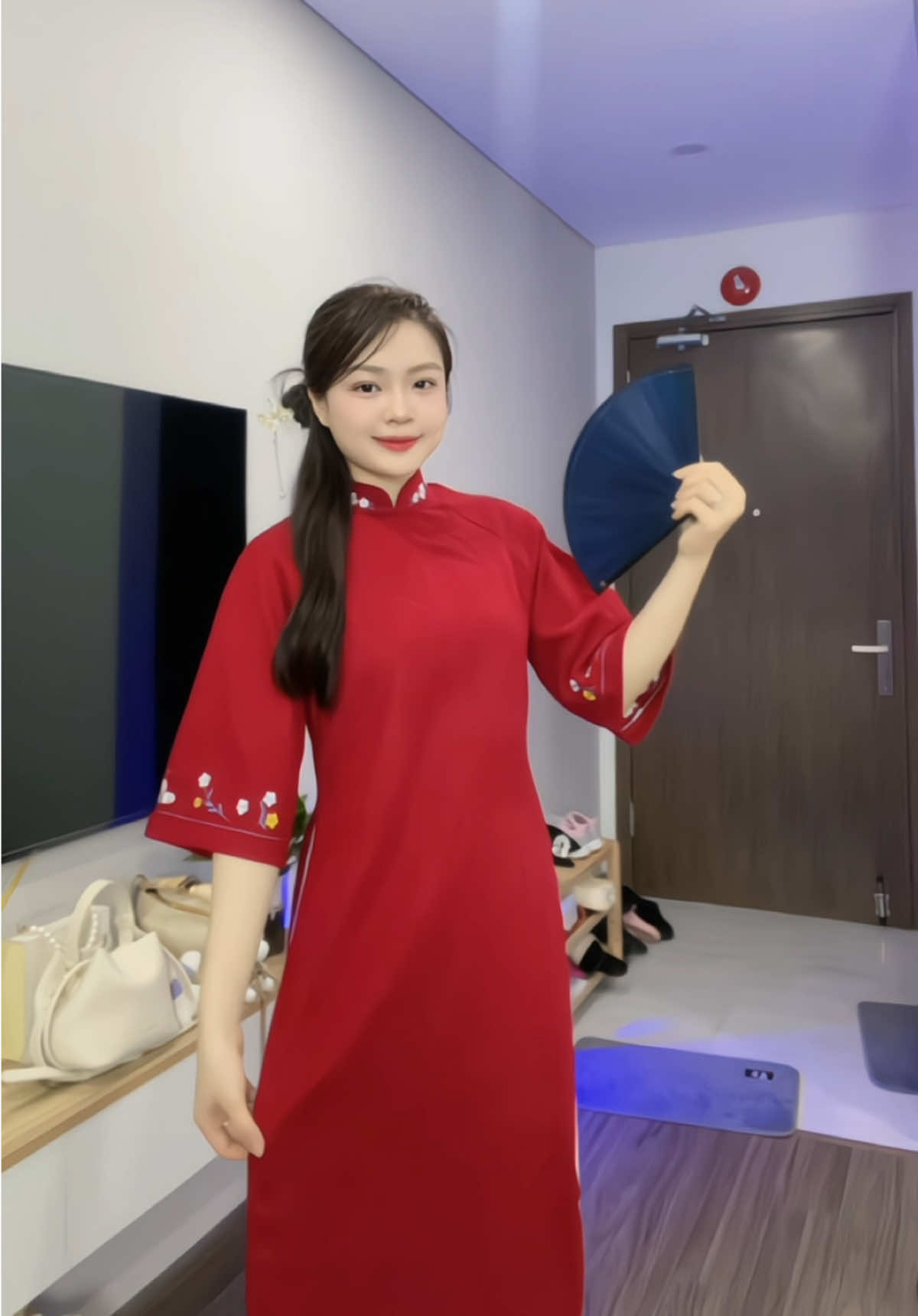 Thêm một mã áo dài form suông giá 1xx cho các bạn lựa chọn nhé 😍 #aodai #tet2025 #aodaitet #ladaureview #tetmacgi 