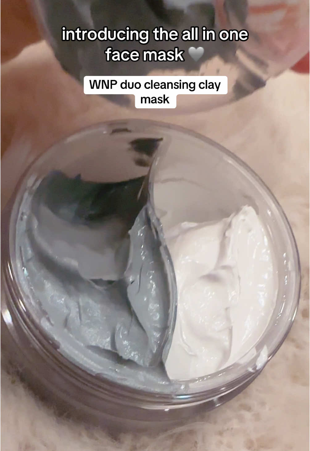 love how thoughtful this clay mask is 🩶 you use one side for you t zone and one for your u zone to target different thing  #wnp #wnpclaymask #claymask #koreanskincare #kskincare 