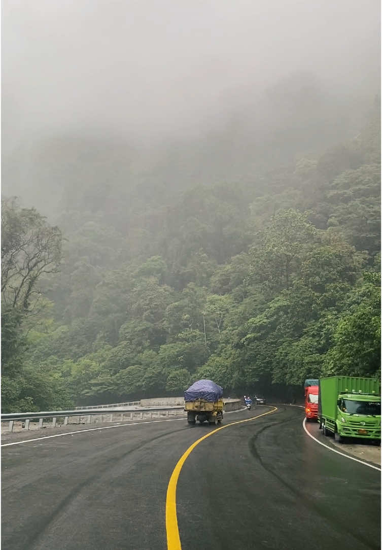 Jalan silaiang versi baru,,bilo terskhir lewat di siko sanak ?? #silaing #lembahanai #sumbar #minang #fyp #viral 