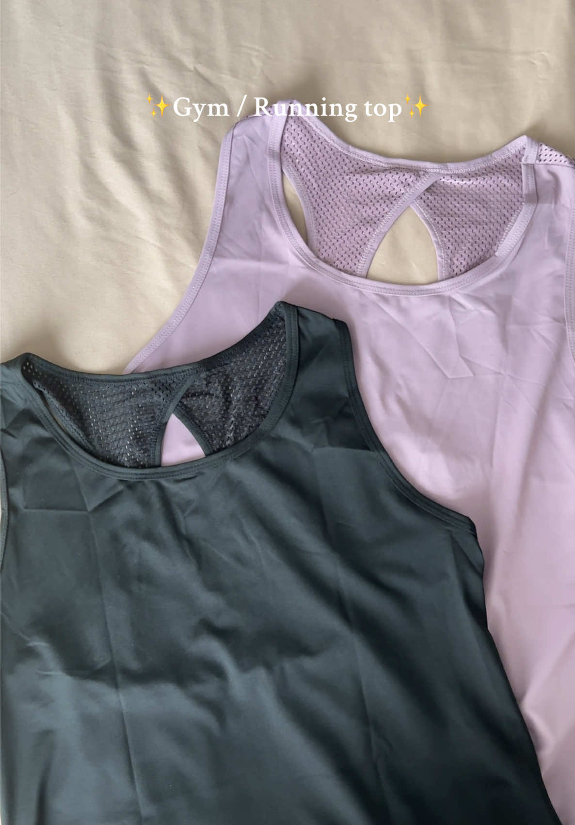 Gym or running top outfit✨ #gymtop #runningtok #gymoutfit #OOTD #fashiontiktok #outfitideas #GymTok #fypage #foryoupage 