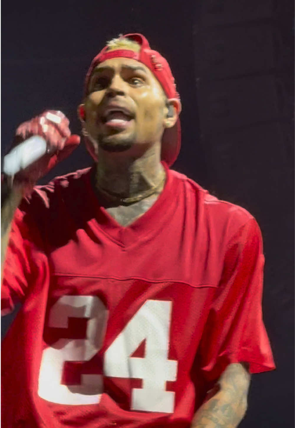 esse cara é fora do normal! #chrisbrown 