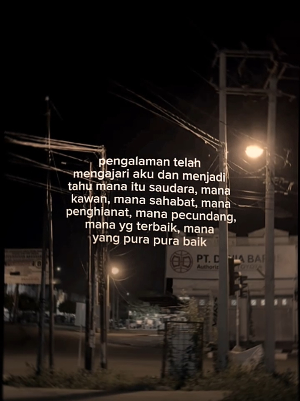 Pengalaman telah mengajari aku dan menjadi tahu mana itu saudara, mana kawan, mana sahabat, mana penghianat, mana pecundang, mana terbaik, mana yang pura pura baik #storywa #storywhatsapp #storykehidupan #storysad #storytime #galaubruntal #storyjj #jjstory #masukberanda #fyp24jam 