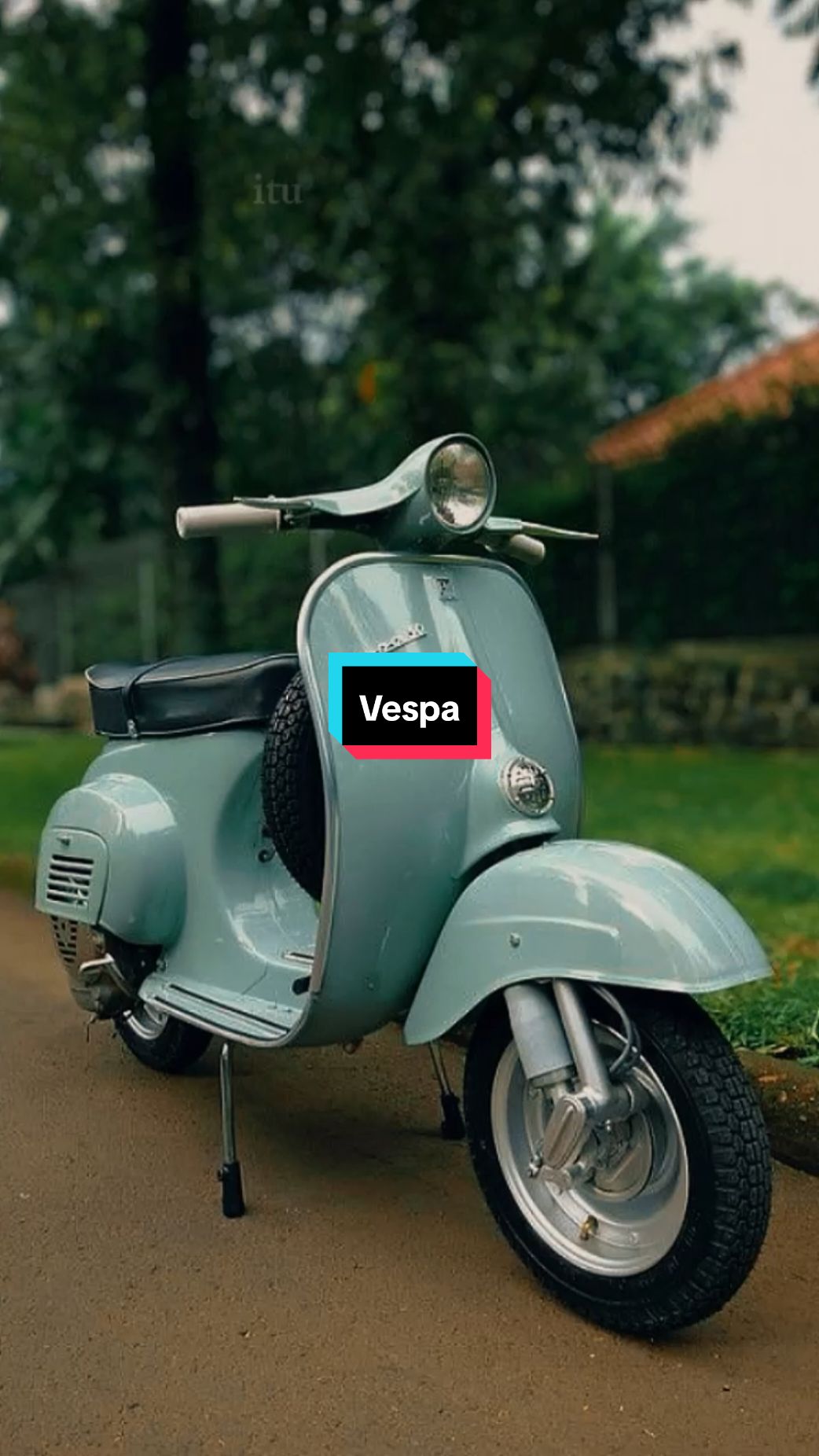 Vespa adalah kebebasan✨ #vespamatic #touring #sunmori #templatemotor #vespa #akhirtahun #vespa classik stater 