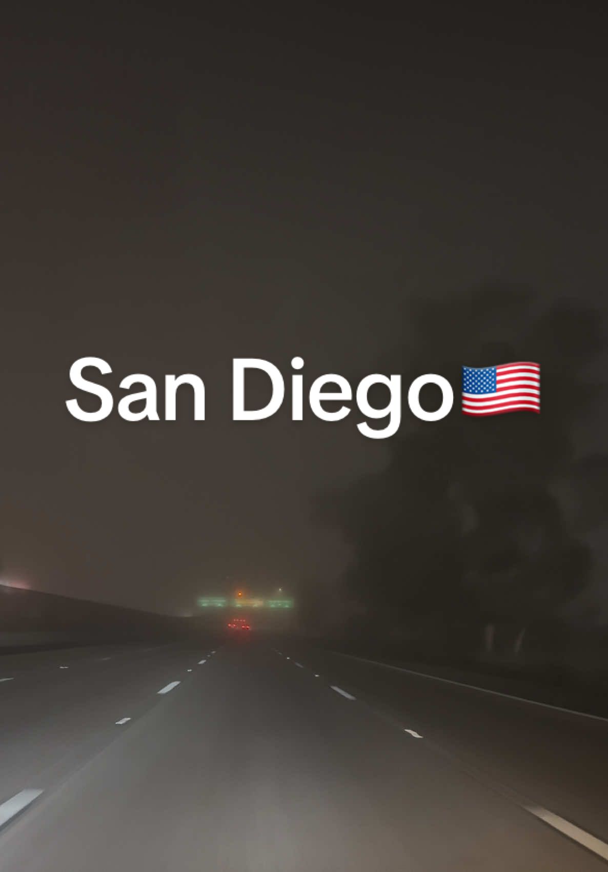 Noche nublada en San Diego🇺🇸☁️❤️‍🩹 #fyp #viral #creatorsearchinsights #paratiiiiiiiiiiiiiiiiiiiiiiiiiiiiiii #edits #sandiego #california #amorpropio #noche #usa🇺🇸 