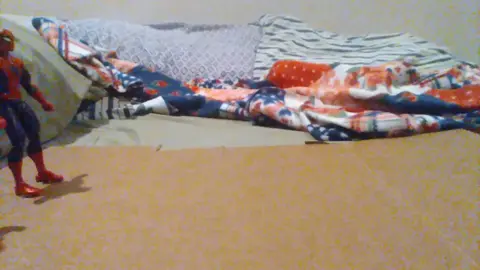 1 minute stop motion project couldn't edit it, srry
