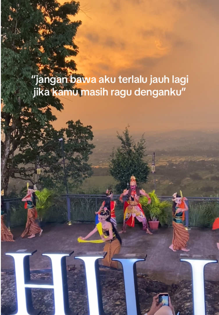 🎥Sendratari Ramayana  📍Obelix Hills  #obelixhills #obelixhillsjogja #sunsetview #sendratari #hafidarahma #budayajawa #jadwalpertunjukanobelix #rekomendasiwisatajogja #sadstory #jogjalantai3 #wisataviraljogja #obelixjogja 