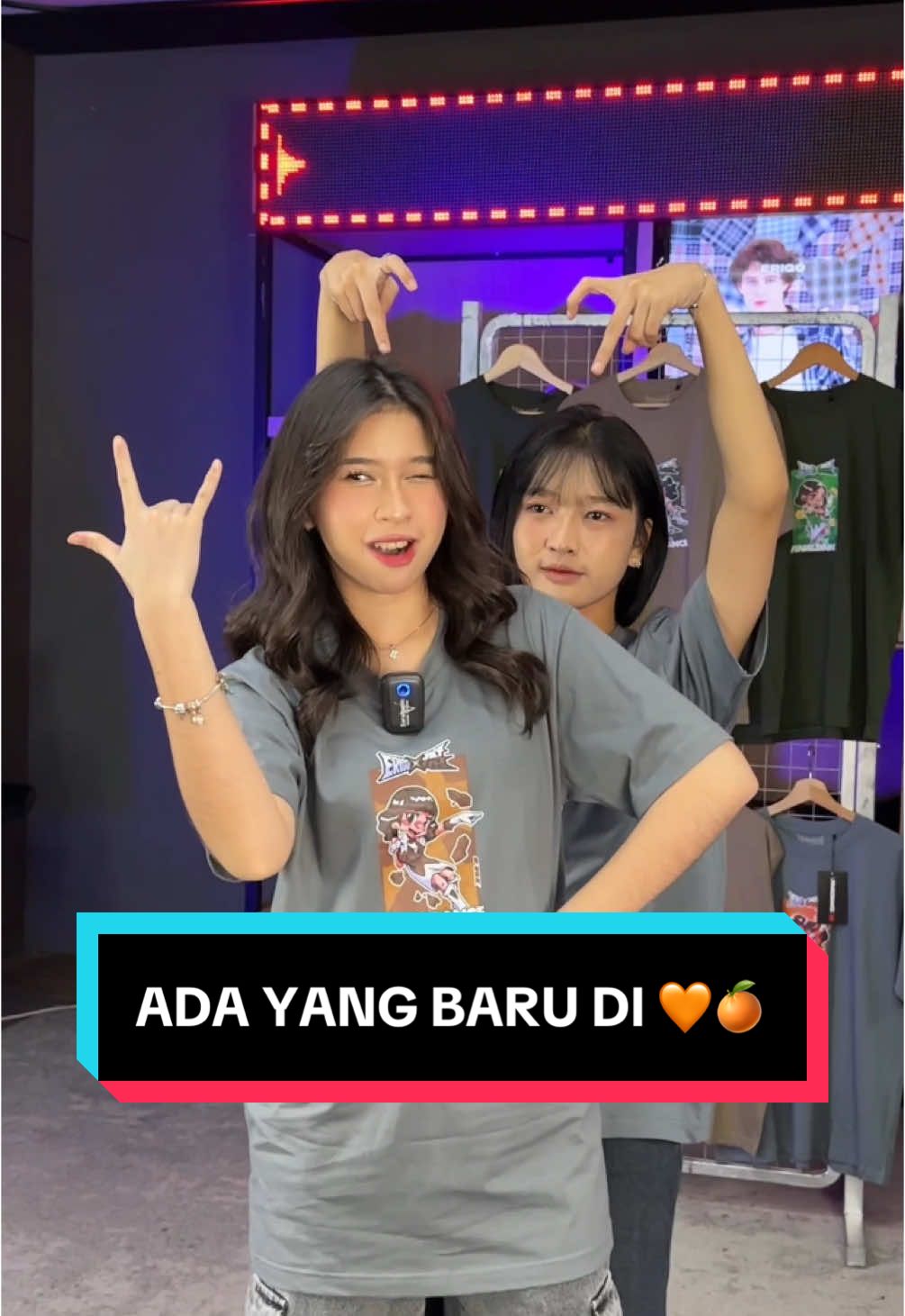 Seru-seruan di akhir bulan nih bareng double O di Erigo, join sekarang!!🧡🍊🎉 #erigostore  #erigoapparel  #erigoxjkt48  #erigo 