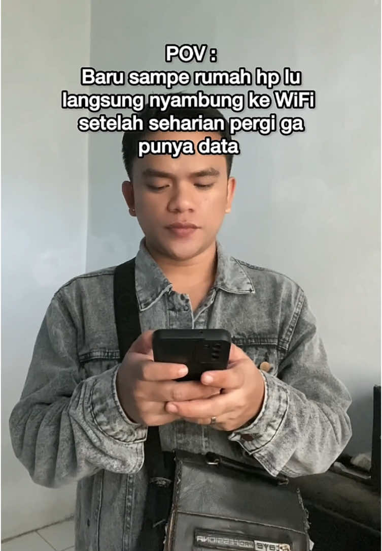 Hp nya jadi ngeleg 😩