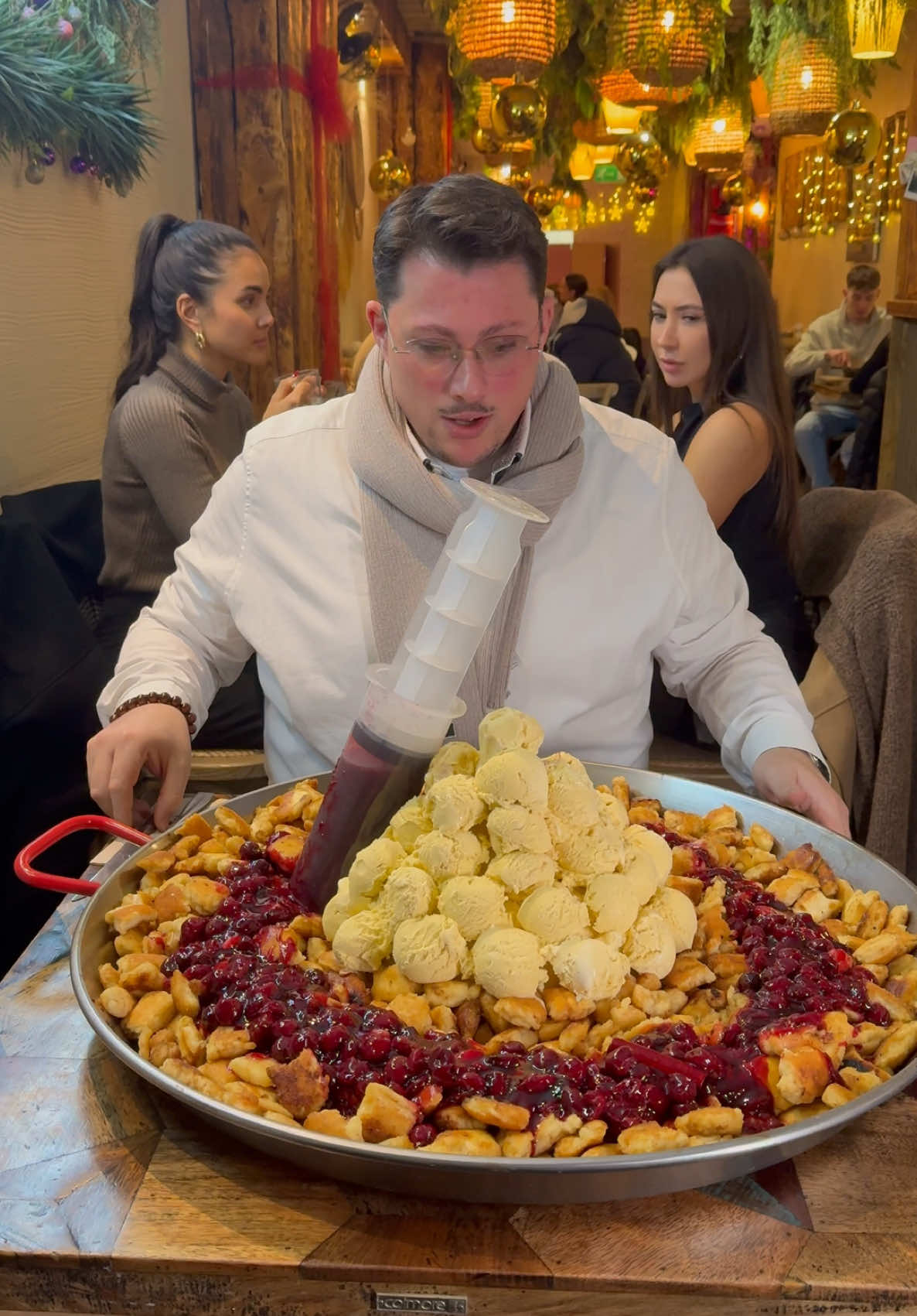 Kaiserschmarrn for Christmas 🎄🎅 @Ricardo Marinello  #cafebuur #mybrunchisbetterthanyours #kaiserschmarrn 