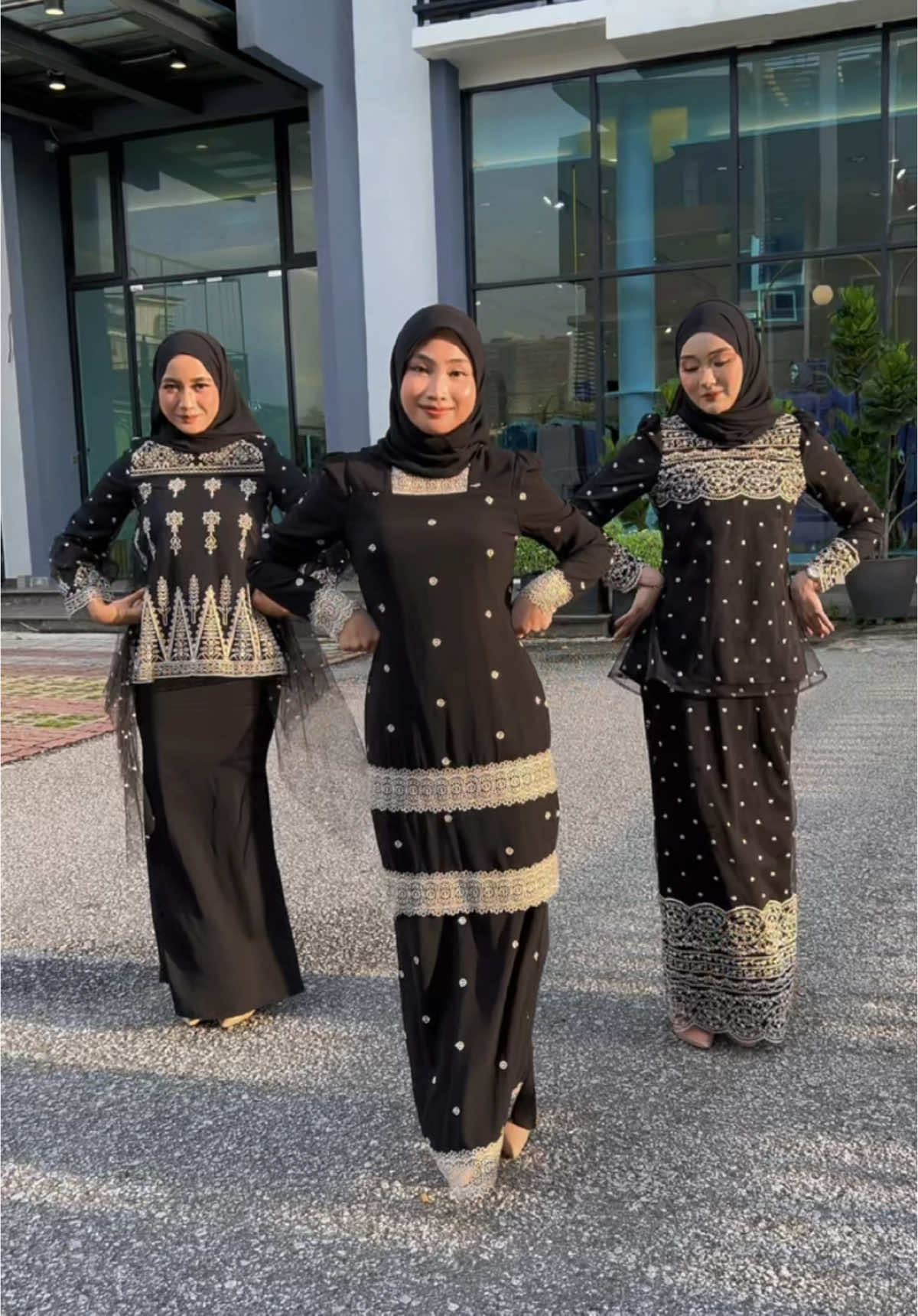 Same color but different mood 🖤✨ Which one is your fav? Effortless beauty and elegant 🔥 This three kurung is the most comfort ever !! Tak percaya ?? Cuba beli satu confirm repeat 😎 Featuring Elissa, Hellyna, Giana kurung  #jlabella #jlabellaatelier #bajukurung #bajuraya #bajunikah #bajutunang #bajukonvo #gamis #transition #fashion #raya #dance #abaya #kaftan #dikirputeri #JlabellaGlamorousRaya2025 #JlabellaRayaSeries #jlabellahellynakurung  #jlabellaelissakurung  #jlabellagianakurung 