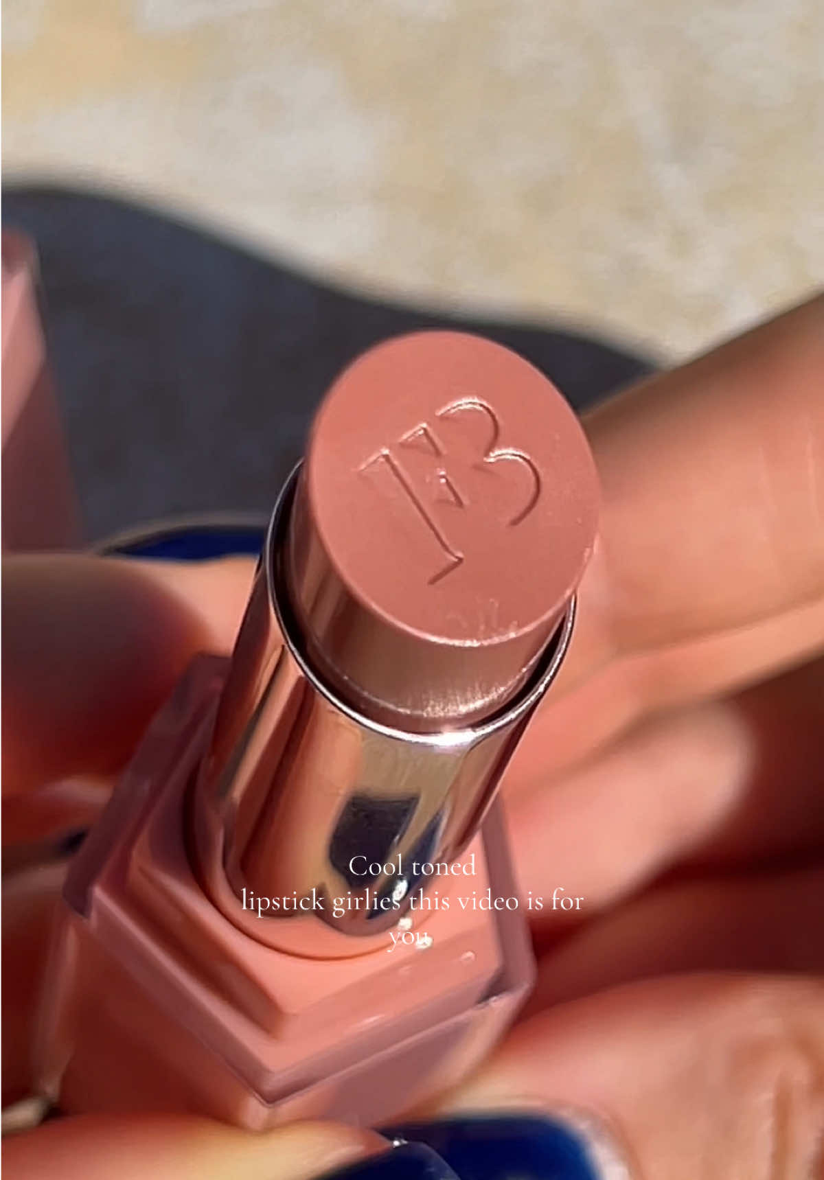 @Fenty Beauty gloss bomb in the shade Blaz’d donut is hands down the most gorgeous cool toned lipstick im obsessed with it! #fenty #fentybeauty #fentylipstick #fentyglossbomb #fentybeautyhouse #blazddonut #cooltonedmakeup #cooltonedlipstick #glossylipstick #fentyblazddonut 