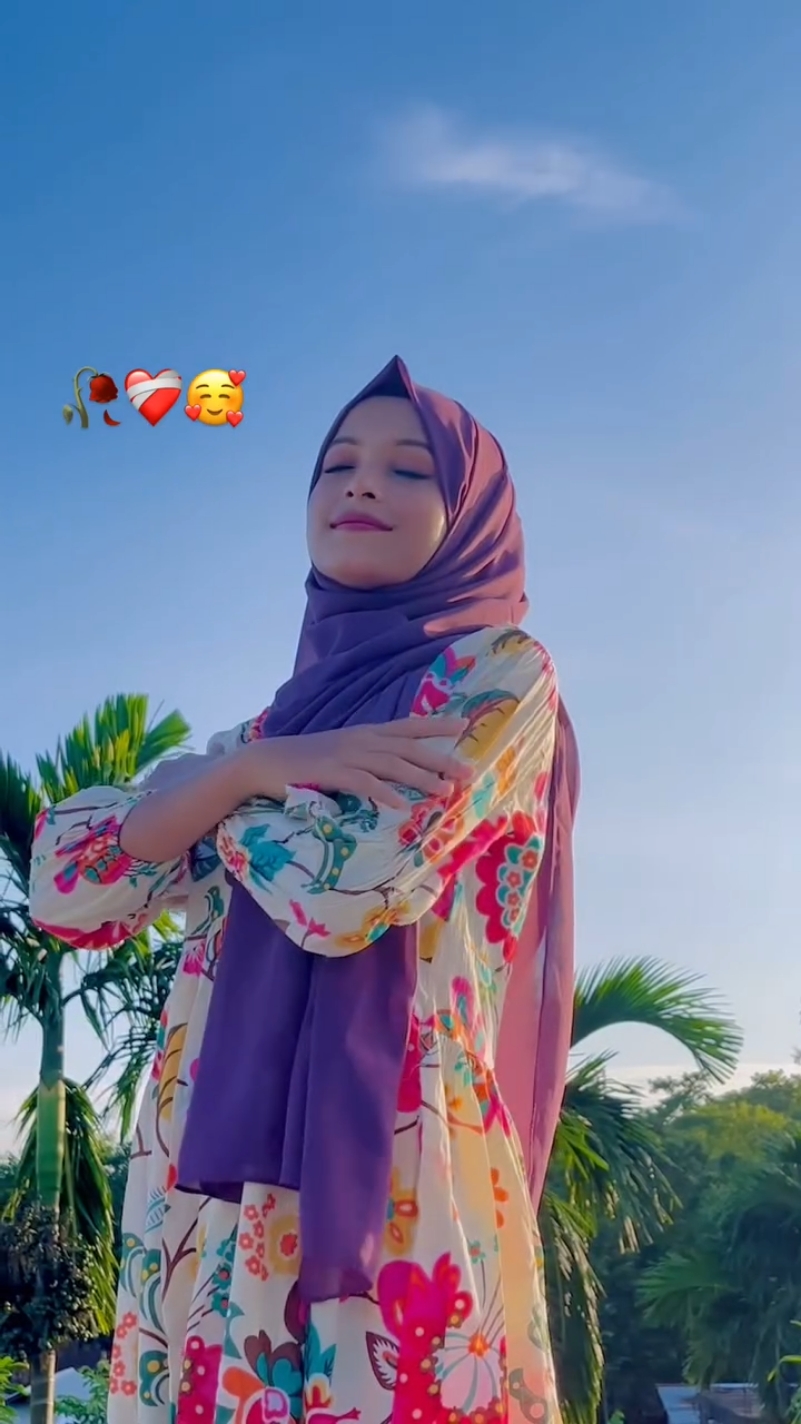 এই দুনিয়ায় সবাই আপন নায়#fypシ #foryou #foryoupage #todayviralvideo #sylhety_furi #tiktok @TikTok 