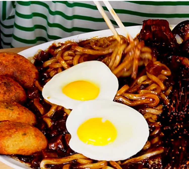 Black Bean Noodles With Black Spicy Mushroom MukBang! #asmr #asmrvideo #mukbang #bonggil #mukbangbonggil #asmrsegments #food #asmrfood #foodblogger #koreanfood #foodchallenge #eatwithbonggil #tiktokfood #foodvideo #foryou #fyp #foryoupage #fypシ゚viral #explore #yummy 