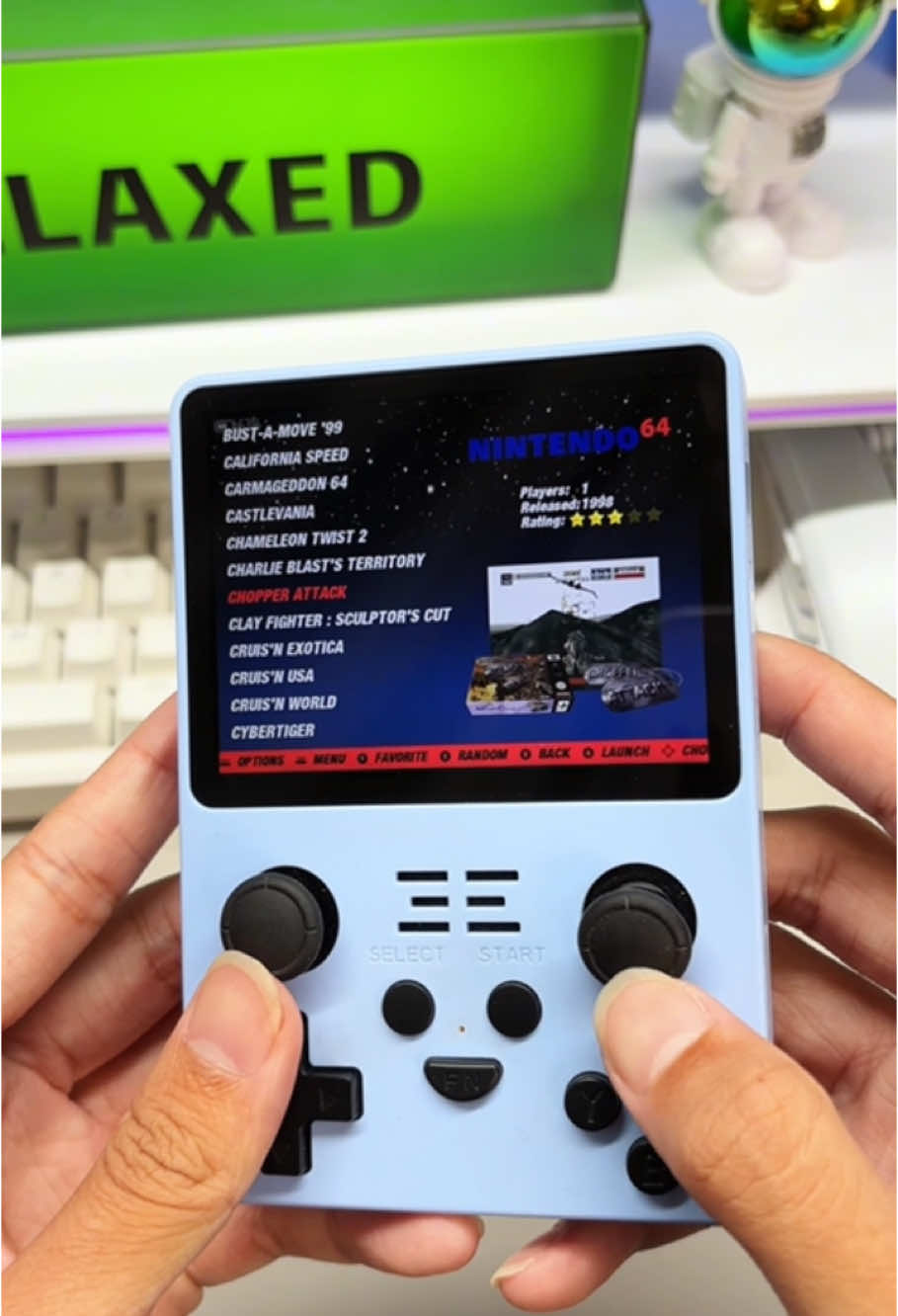 The best portable console of all time #consolegaming #gamingconsole #GamingOnTikTok #gameretro #tiktokmademebuyit #fypシ゚viral #TikTokShop 