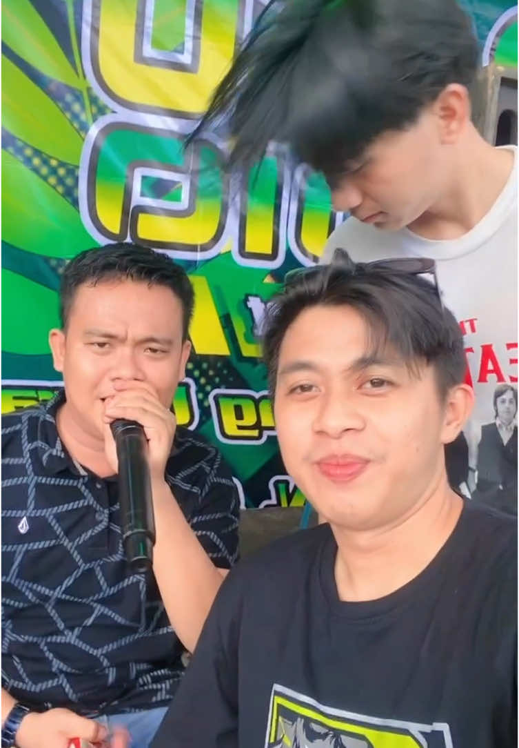 Napas ikan 🤣 @ALEN ZV @TekabSungkai🔥 #ratuaudiosungkai #rofasallendra #syilamusic #embipuspusviral #orgenlampung #dindamexsa 