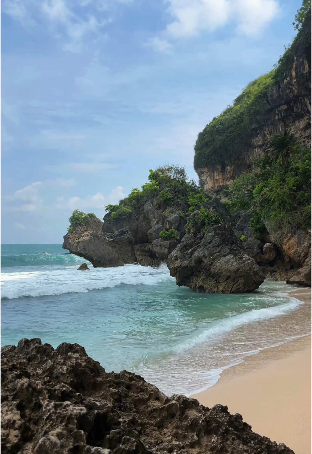 Salah satu hidden paradisenya gunung kidul - pantai krokoh #hiddengem #gunungkidul #pantaikrokoh #jogja 