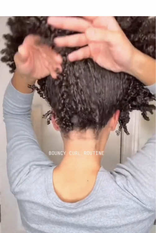 #curlyhair #curlyhairroutine #skala #blueskala